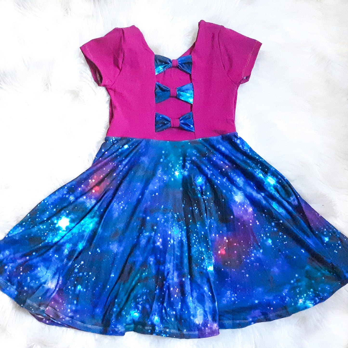 Size 6 Bow back dress