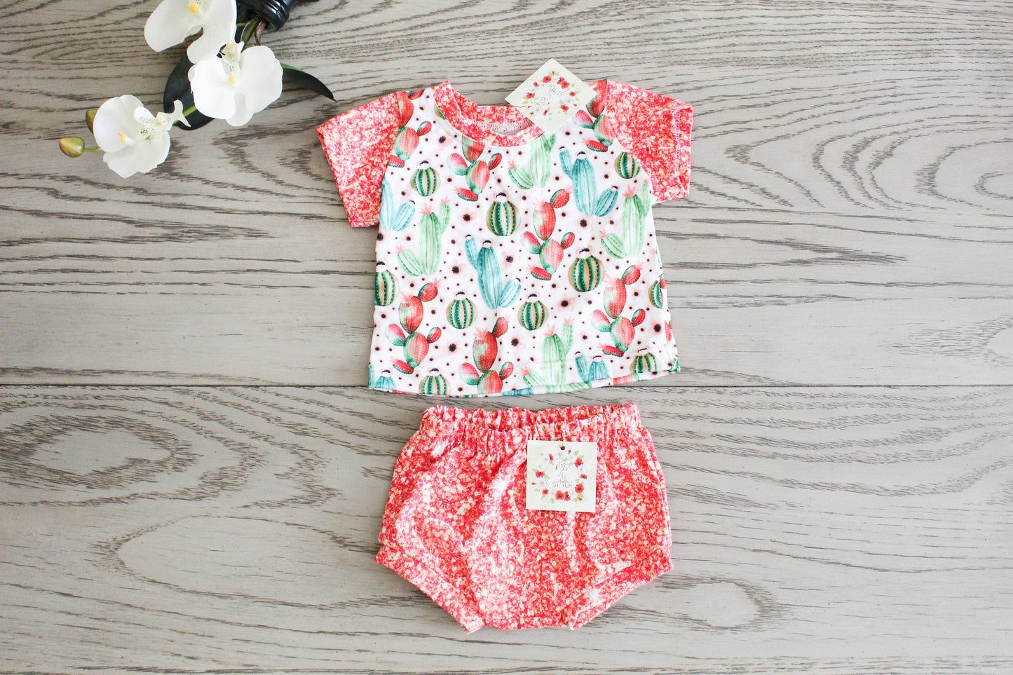 Baby girl cactus and faux glitter t-shirt and bummies set